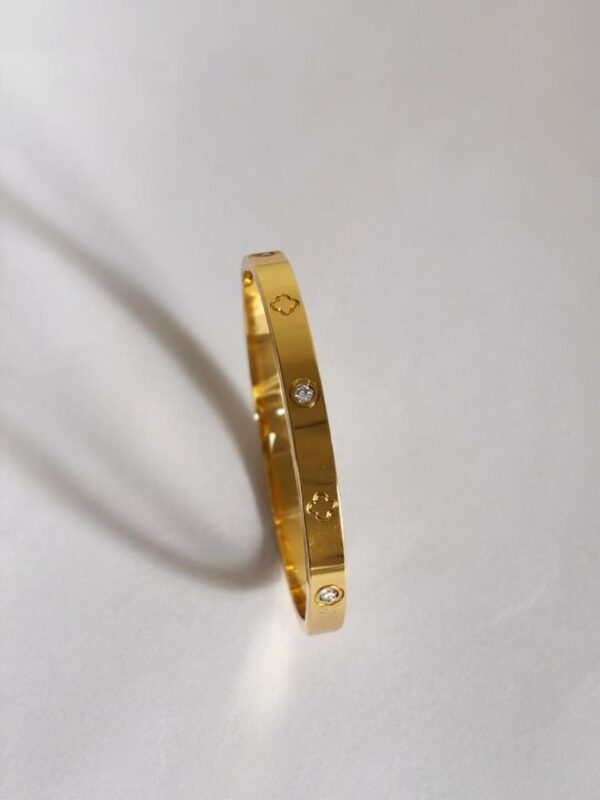 Clover Bangle Bracelet